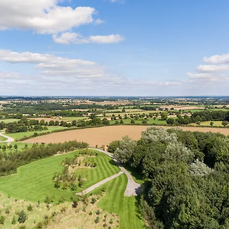 High Parks 山林小屋 *