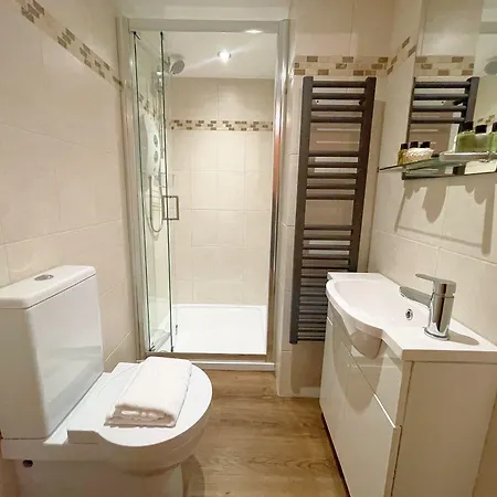 Деревянный коттедж High Parks